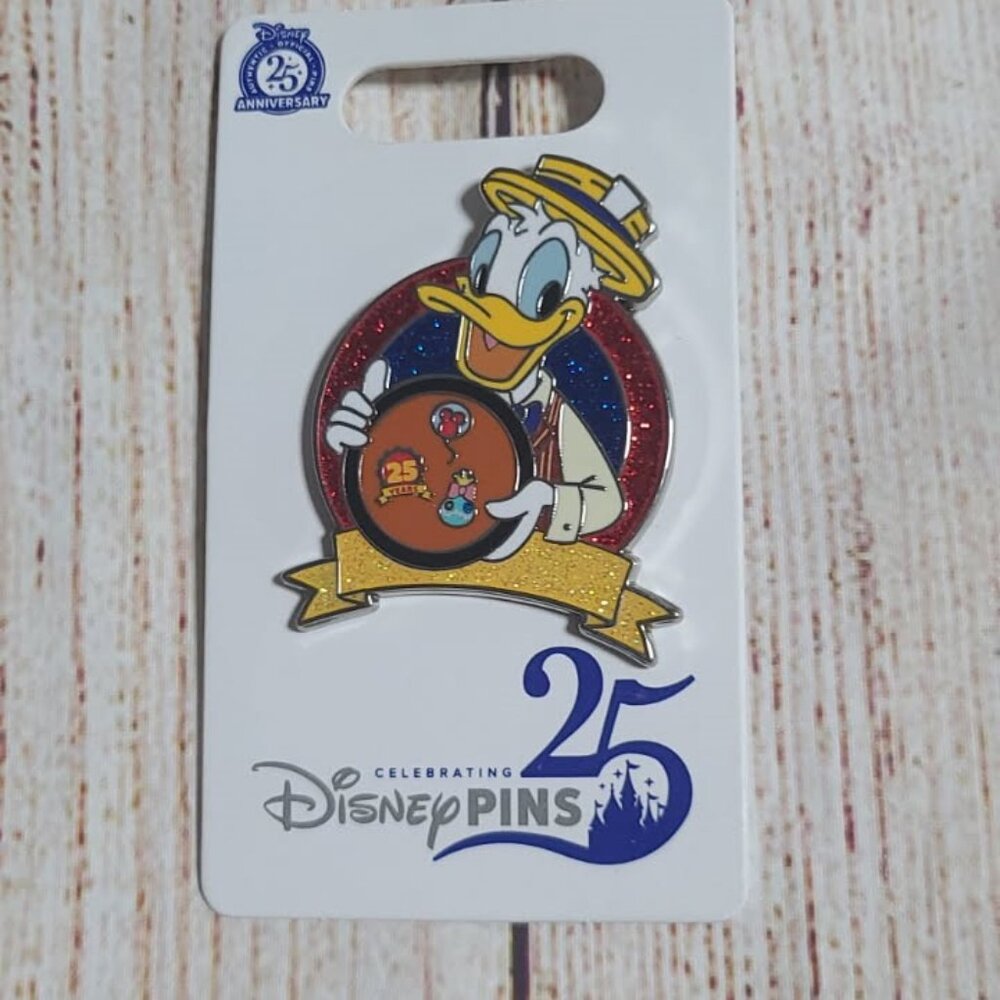 Disney Parks 25 Years Donald Duck Pin - NEW